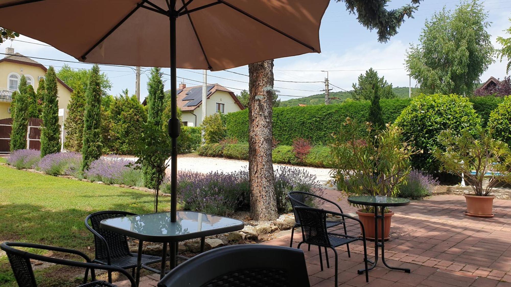 Eden Villa Apartmanhaz Balatonfured Bagian luar foto