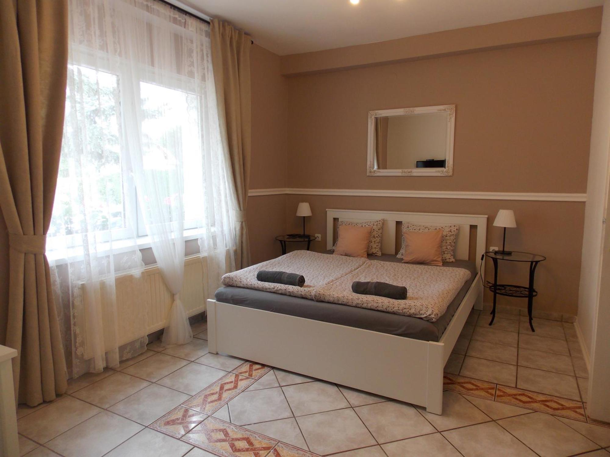 Eden Villa Apartmanhaz Balatonfured Bagian luar foto